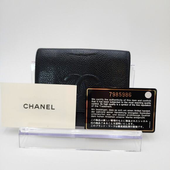 CHANEL VINTAGE BLACK CAVIAR BI-FOLD WALLET WITH COIN POUCH - Picture 5 of 12